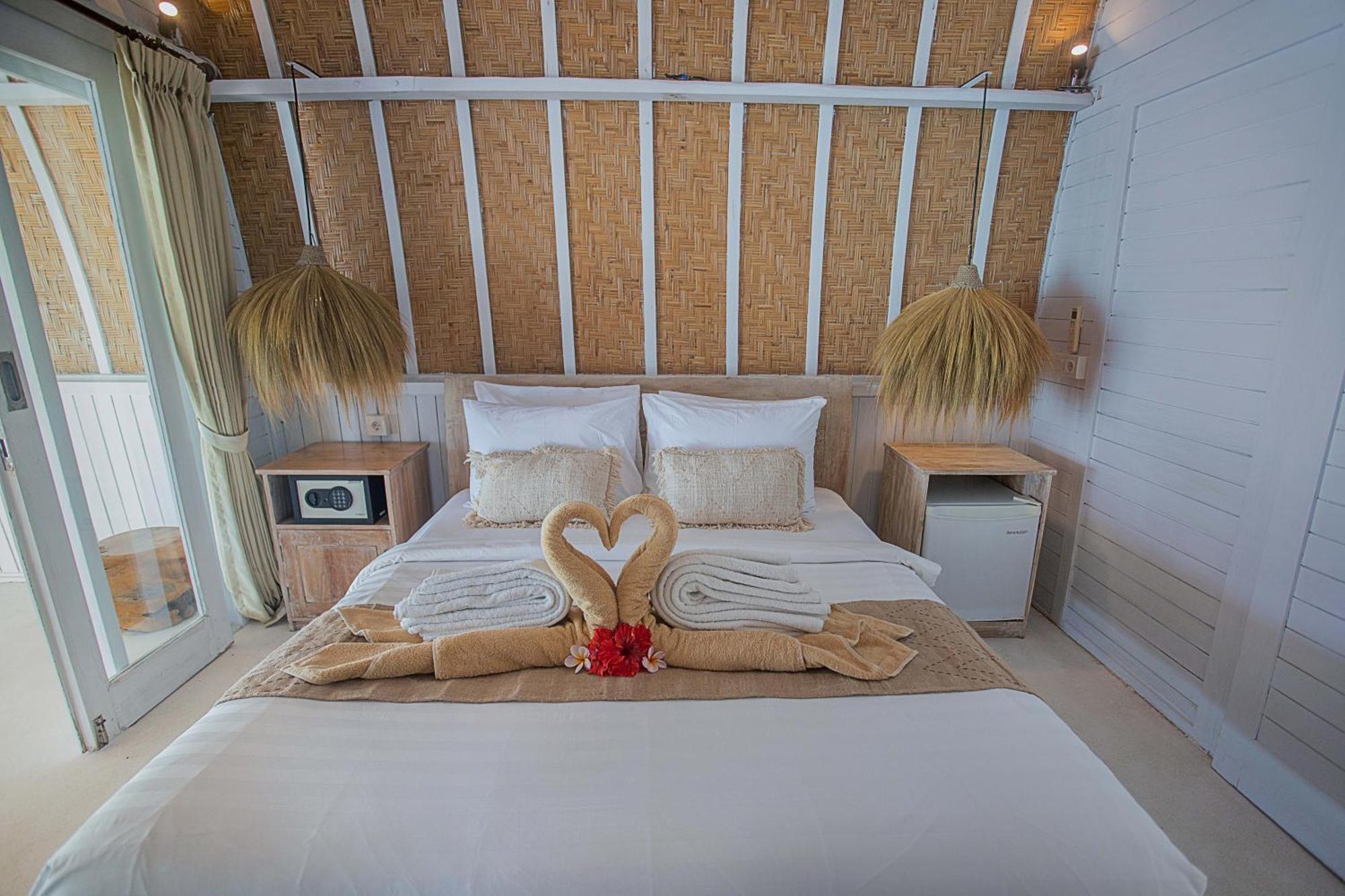 Aquavista Ceningan Hotel Nusa Lembongan  Ngoại thất bức ảnh